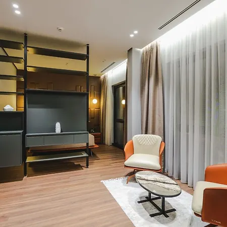 Hotel Butrinti & 5*