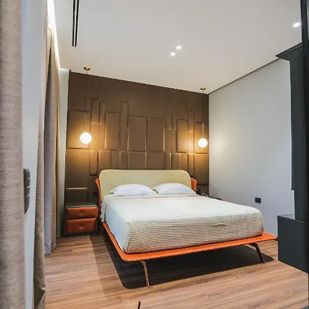 Hotel Butrinti & 5*