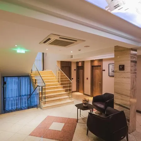 Hotel Butrinti &
