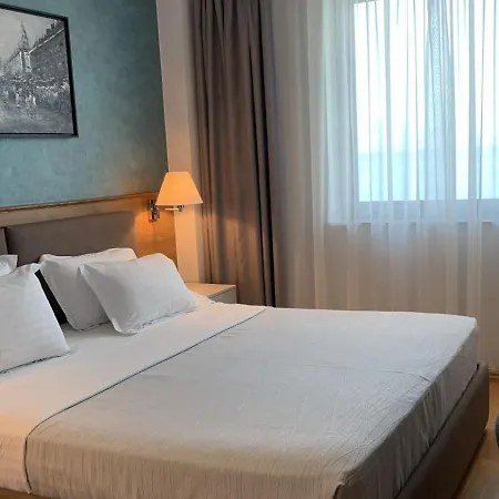Butrinti & Hotel